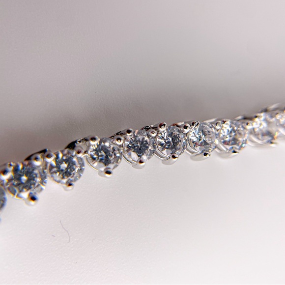 Seta Round Cubic Zirconia Silvertone Graduated Eternity Necklace 16" - Picture 5 of 14